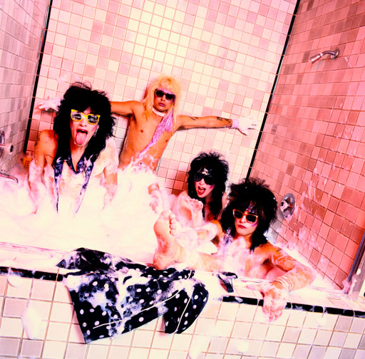 MOTLEY CRÜE BUBBLE BATH - LOS ANGELES 1986